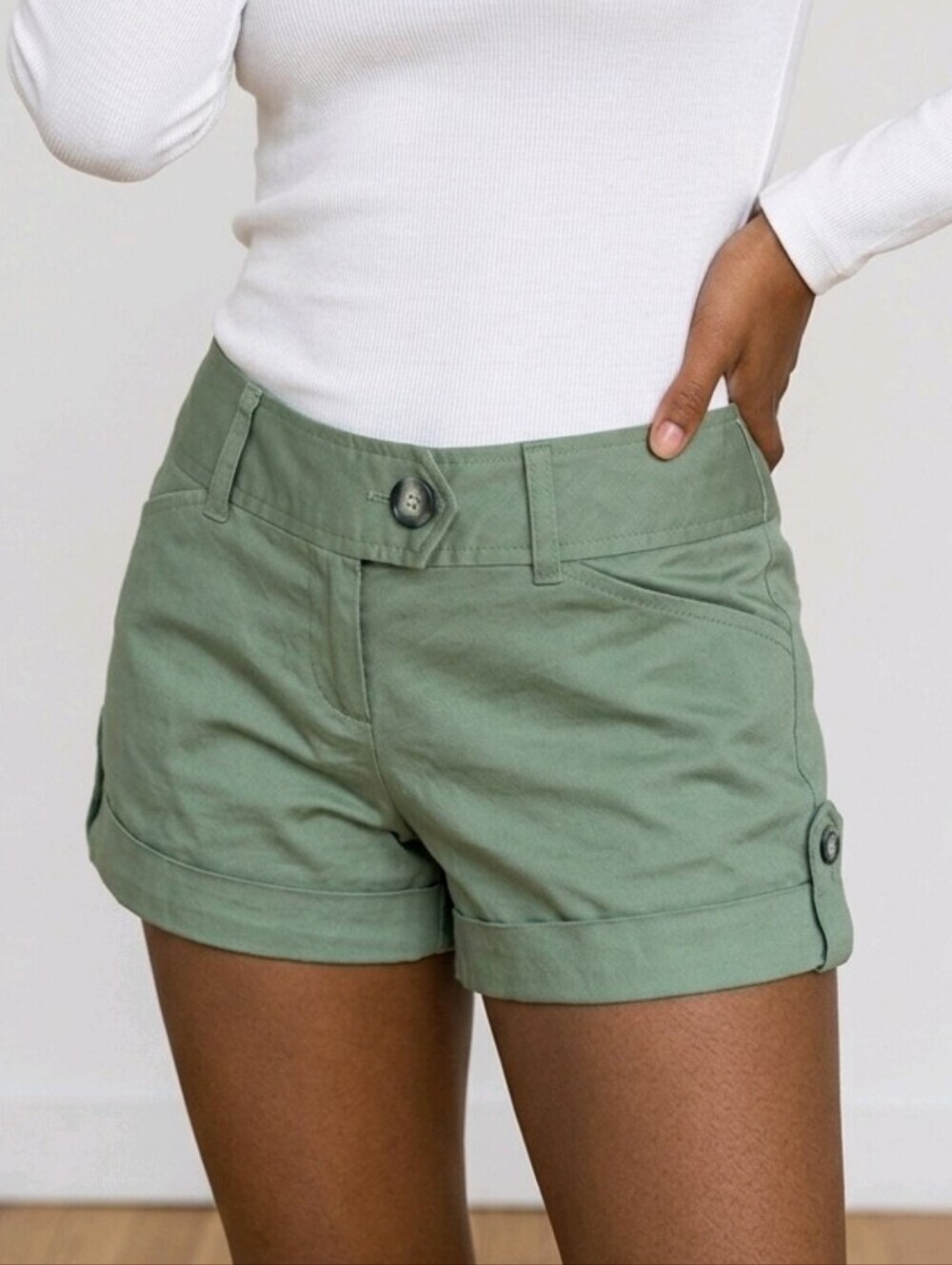 NWT Tracy Evans Light Pine Green Cuffed Chino Shorts Sz 5 Jr